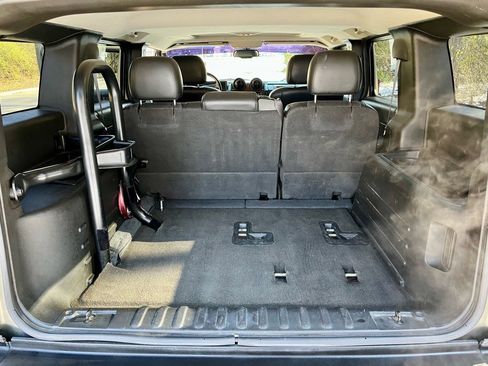 Used 2005 HUMMER H2 Luxury w/ Preferred Equipment Group image 20