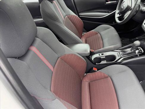 Certified 2025 Toyota Corolla SE FWD image 20