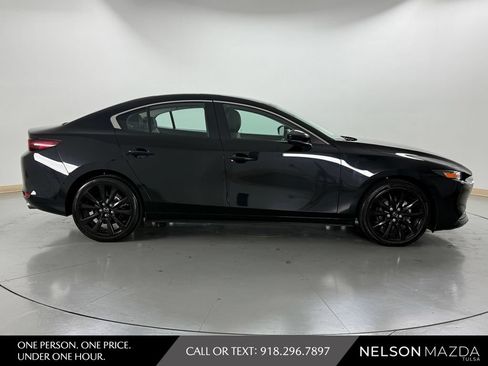 Used 2025 MAZDA MAZDA3 s FWD image 5