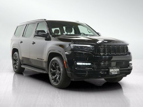 Used 2024 Jeep Wagoneer Series II AWD/4WD image 8