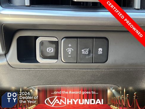 Certified 2025 Hyundai Santa Fe SEL image 30