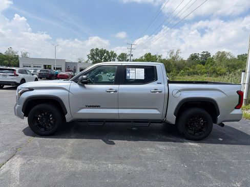 Used 2025 Toyota Tundra SR5 w/ SR5 Premium Package AWD/4WD image 3
