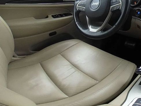 Used 2014 Jeep Grand Cherokee Limited AWD/4WD image 11