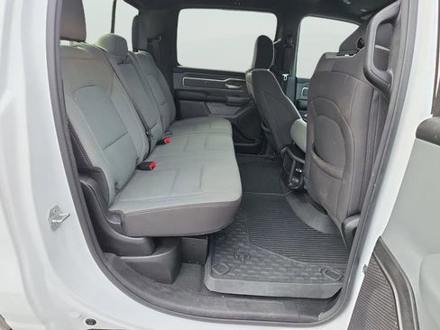 Used 2022 RAM 1500 Big Horn AWD/4WD image 18