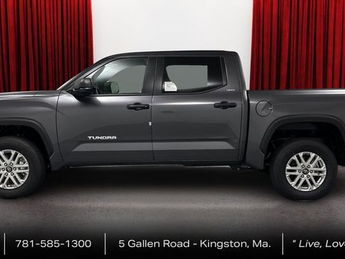 New 2025 Toyota Tundra SR5 image 8