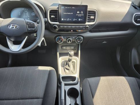 New 2026 Hyundai Venue SE FWD image 14
