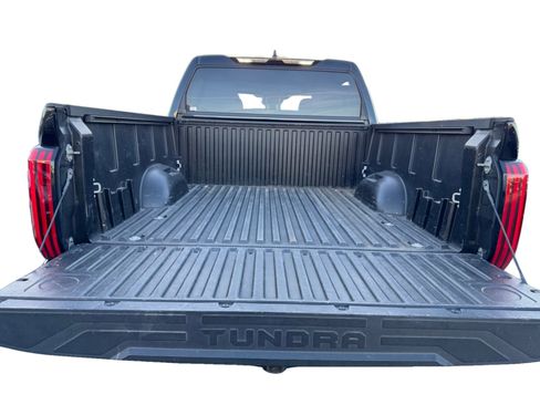 Used 2024 Toyota Tundra SR5 w/ SR5 Convenience Package image 17