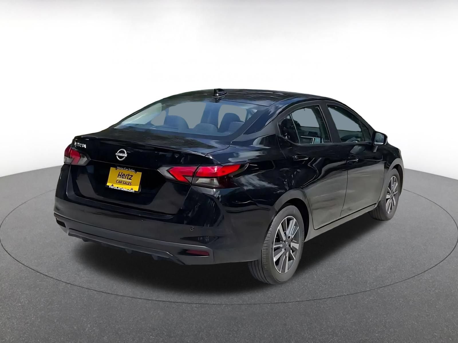 Used 2025 Nissan Versa SV FWD image 12
