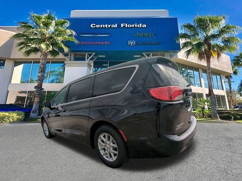 New 2026 Chrysler Voyager LX image 7