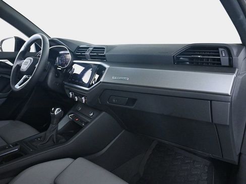 Certified 2025 Audi Q3 2.0T Premium w/ Convenience Package image 15