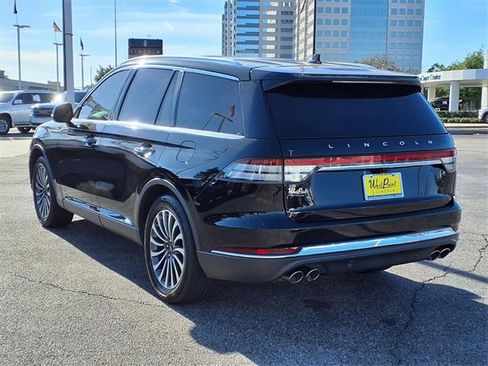 Certified 2020 Lincoln Aviator Reserve w/ Elements Package Plus image 23