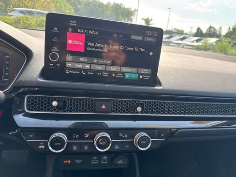 Used 2022 Honda Civic Touring image 20