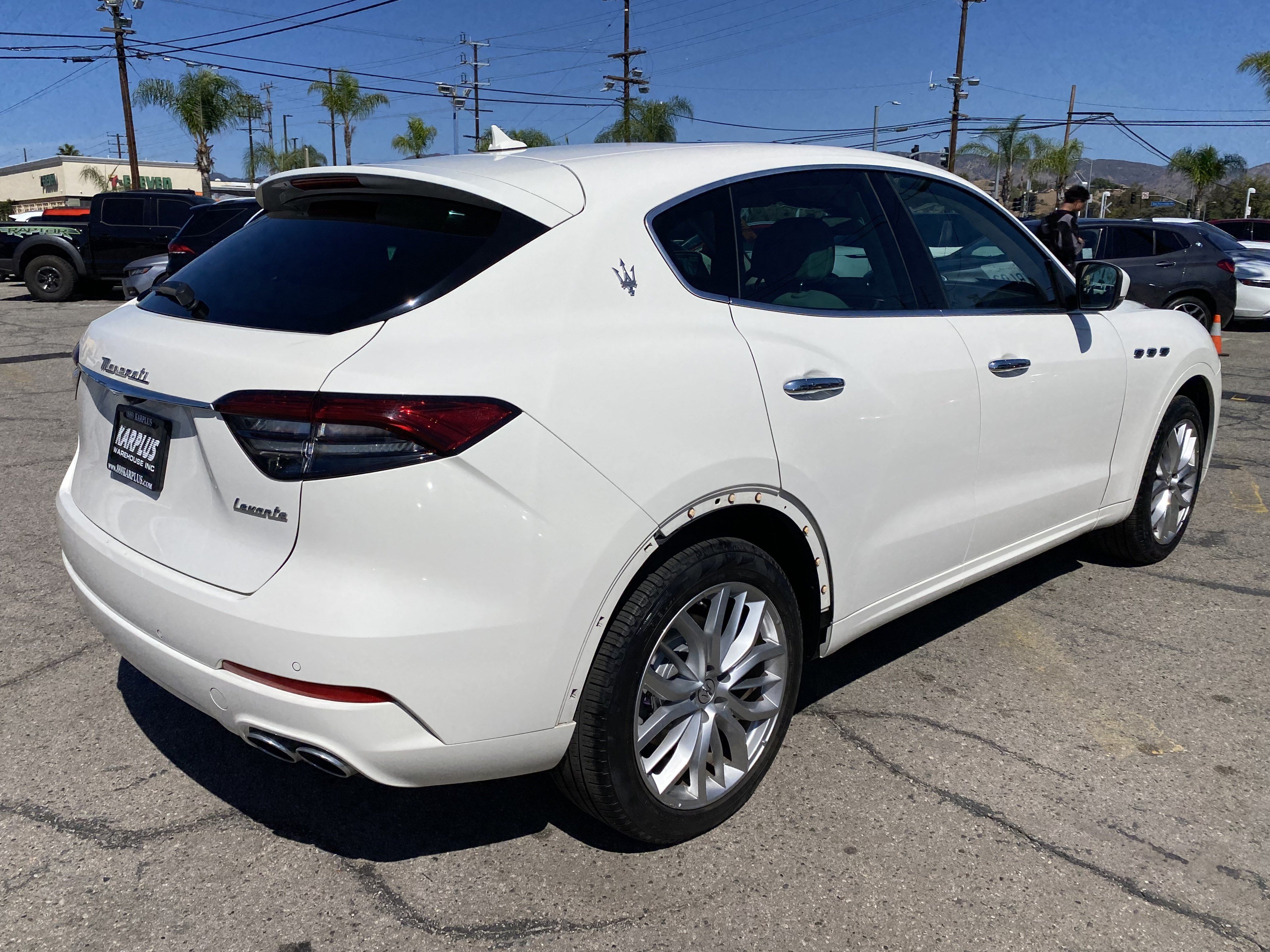 Used 2022 Maserati Levante GT AWD/4WD image 7