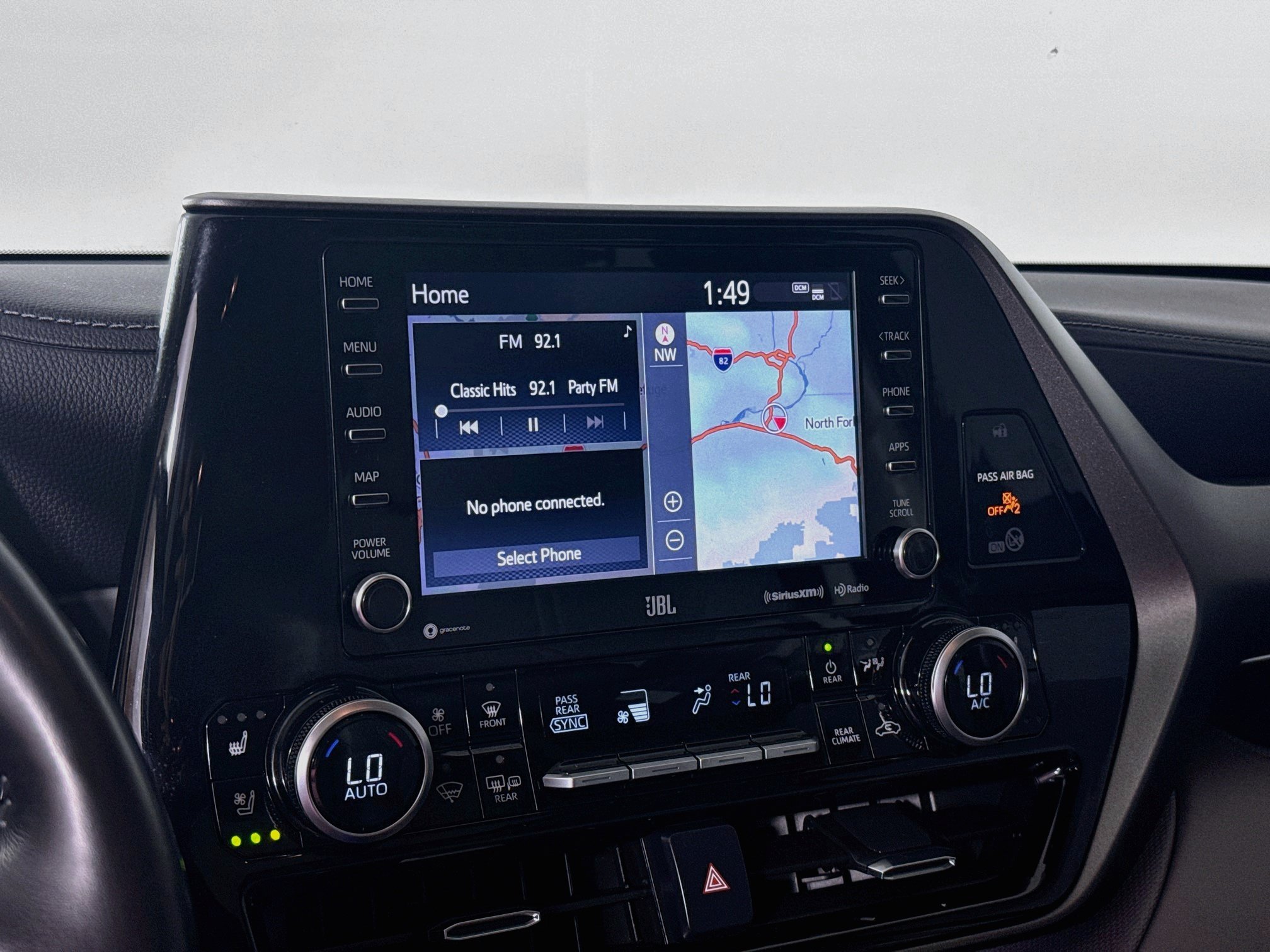 Certified 2021 Toyota Highlander Limited AWD/4WD image 16