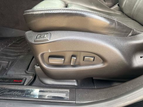 Used 2016 Cadillac SRX Luxury w/ Driver Awareness Package image 19