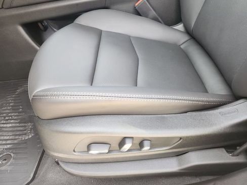 New 2025 Cadillac XT5 Premium Luxury w/ Technology Package FWD image 19