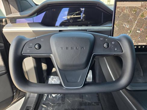 Used 2022 Tesla Model X Plaid AWD/4WD image 14