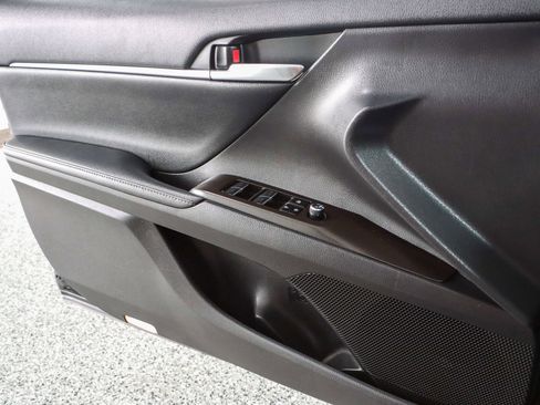 Used 2024 Toyota Camry XSE image 21