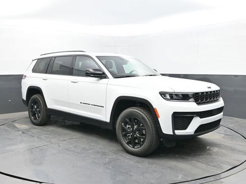 New 2026 Jeep Grand Cherokee L 4WD image 7
