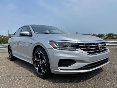 Used 2020 Volkswagen Passat 2.0T R-Line