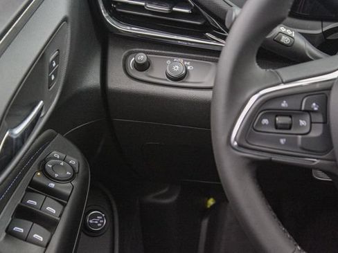 New 2026 Buick Envista Sport Touring w/ Convenience II Package FWD image 25