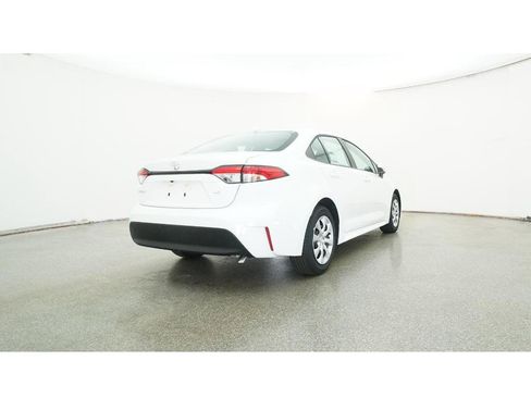 New 2026 Toyota Corolla LE image 24