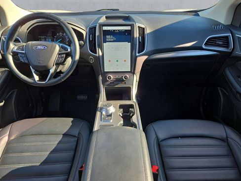 Certified 2022 Ford Edge SEL w/ Convenience Package image 9