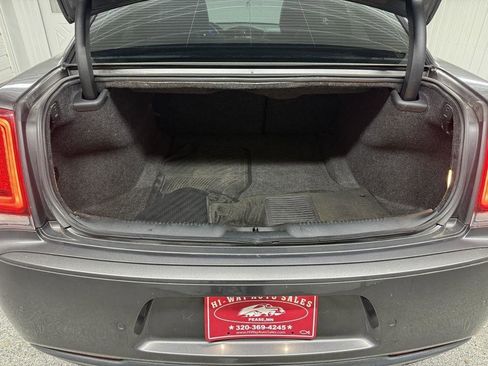 Used 2018 Chrysler 300 S w/ Safetytec Plus Group image 25