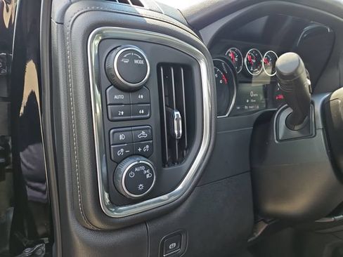Used 2020 Chevrolet Silverado 1500 LT Trail Boss AWD/4WD image 23