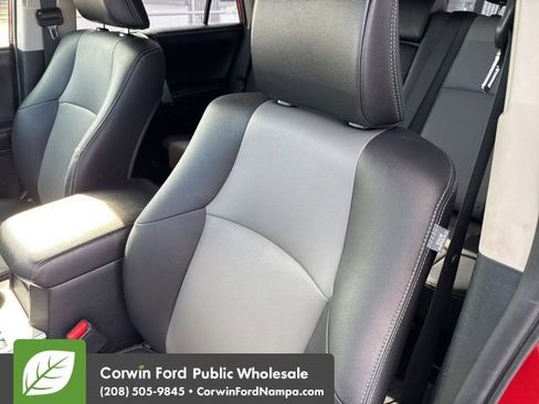 Used 2016 Toyota 4Runner SR5 Premium image 26