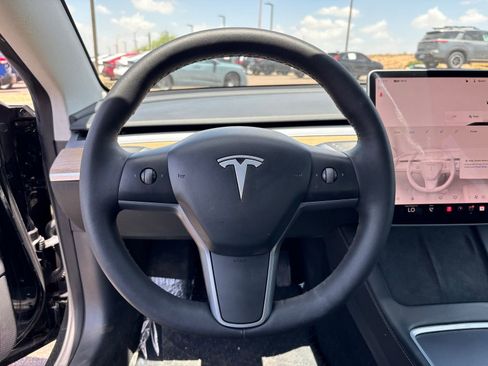 Used 2023 Tesla Model 3 Standard Range RWD image 18