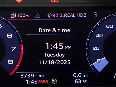 Used 2023 Audi Q3 2.0T Premium w/ Convenience Package image 32