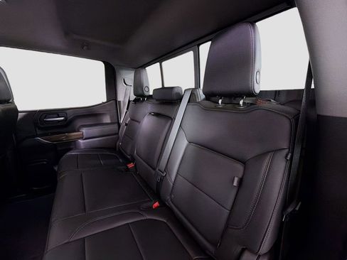 Used 2020 Chevrolet Silverado 1500 RST image 25