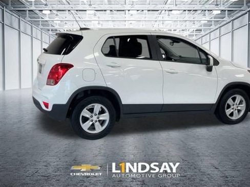 Used 2020 Chevrolet Trax LS w/ Tint and Cruise Package FWD image 2