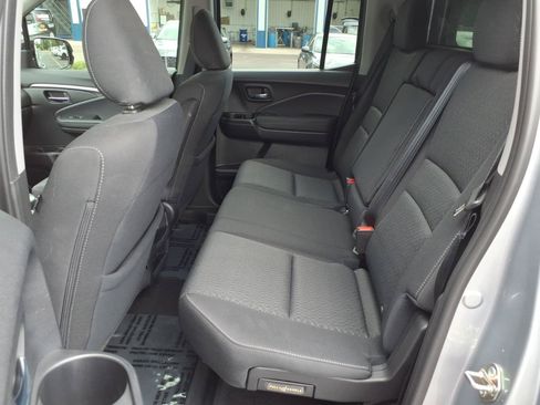 Used 2019 Honda Ridgeline Sport image 6