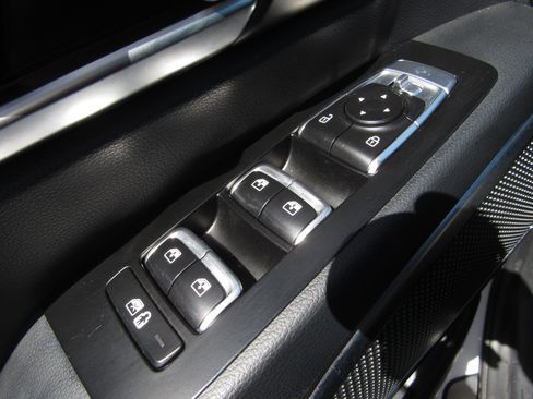 Used 2025 Kia Telluride SX Prestige X-Pro AWD/4WD image 25