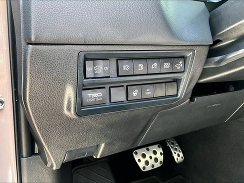 Used 2025 Toyota Sequoia TRD Pro AWD/4WD image 38