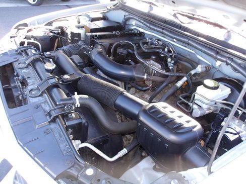 Used 2015 Nissan Frontier S RWD image 20