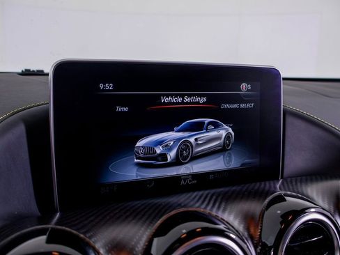 Used 2018 Mercedes-Benz AMG GT R image 18