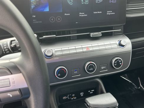 Used 2024 Hyundai Kona SE AWD/4WD image 20