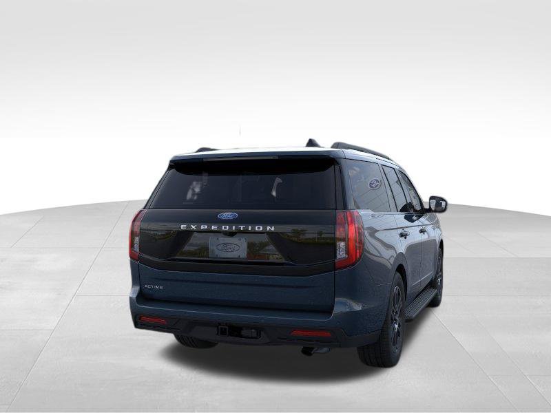 Used 2026 Ford Expedition Active AWD/4WD image 9