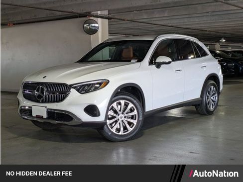 Certified 2026 Mercedes-Benz GLC 300 image 1