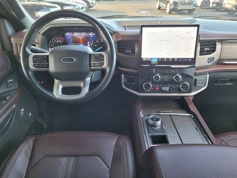 Used 2024 Ford Expedition Max Limited image 7