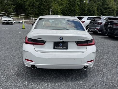 Certified 2025 BMW 330i xDrive Sedan AWD/4WD image 5
