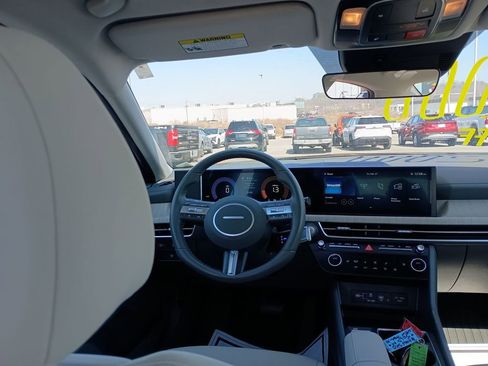 New 2025 Hyundai Sonata SEL image 15