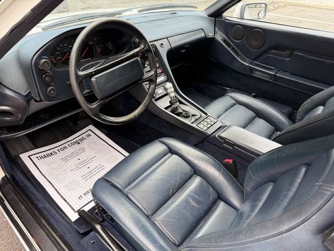 Used 1987 Porsche 928 S4 RWD image 15