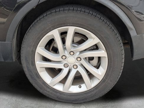 Used 2018 Land Rover Discovery HSE AWD/4WD image 26