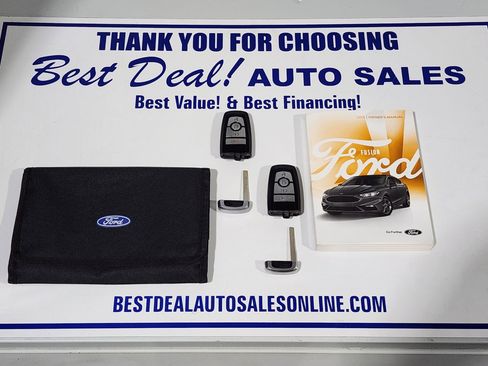 Used 2018 Ford Fusion SE w/ Fusion SE Technology Package image 39