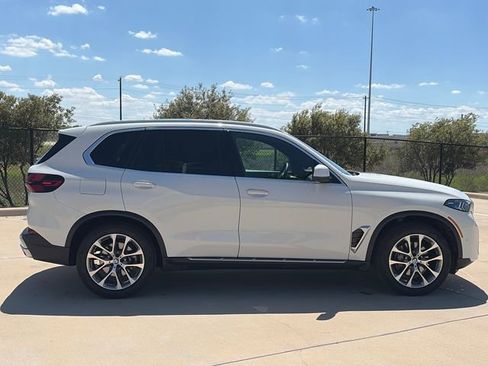 Used 2026 BMW X5 xDrive40i image 10