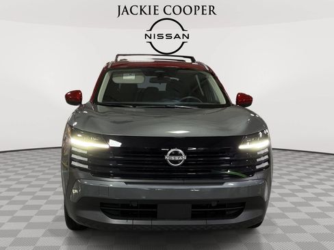 New 2027 Nissan Kicks SV w/ Cold Weather Package FWD image 2